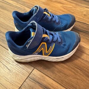 New Balance Toddler Boys Size 10.5